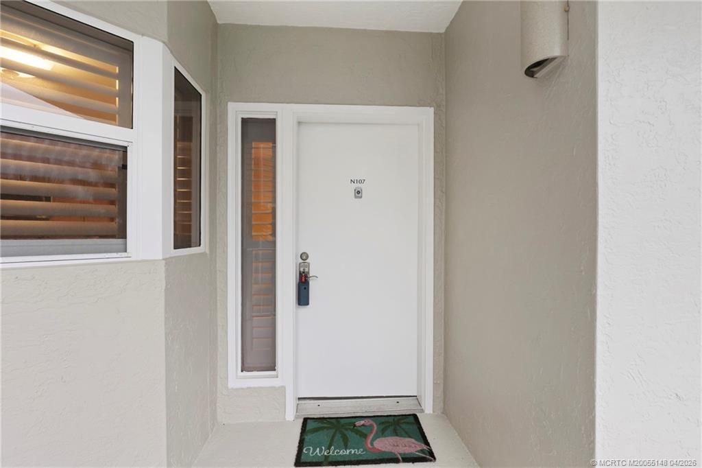 579 Northeast Plantation Road, Unit N107 Jensen Beach, FL 34957 - Photo 8 of 44 a view of small space