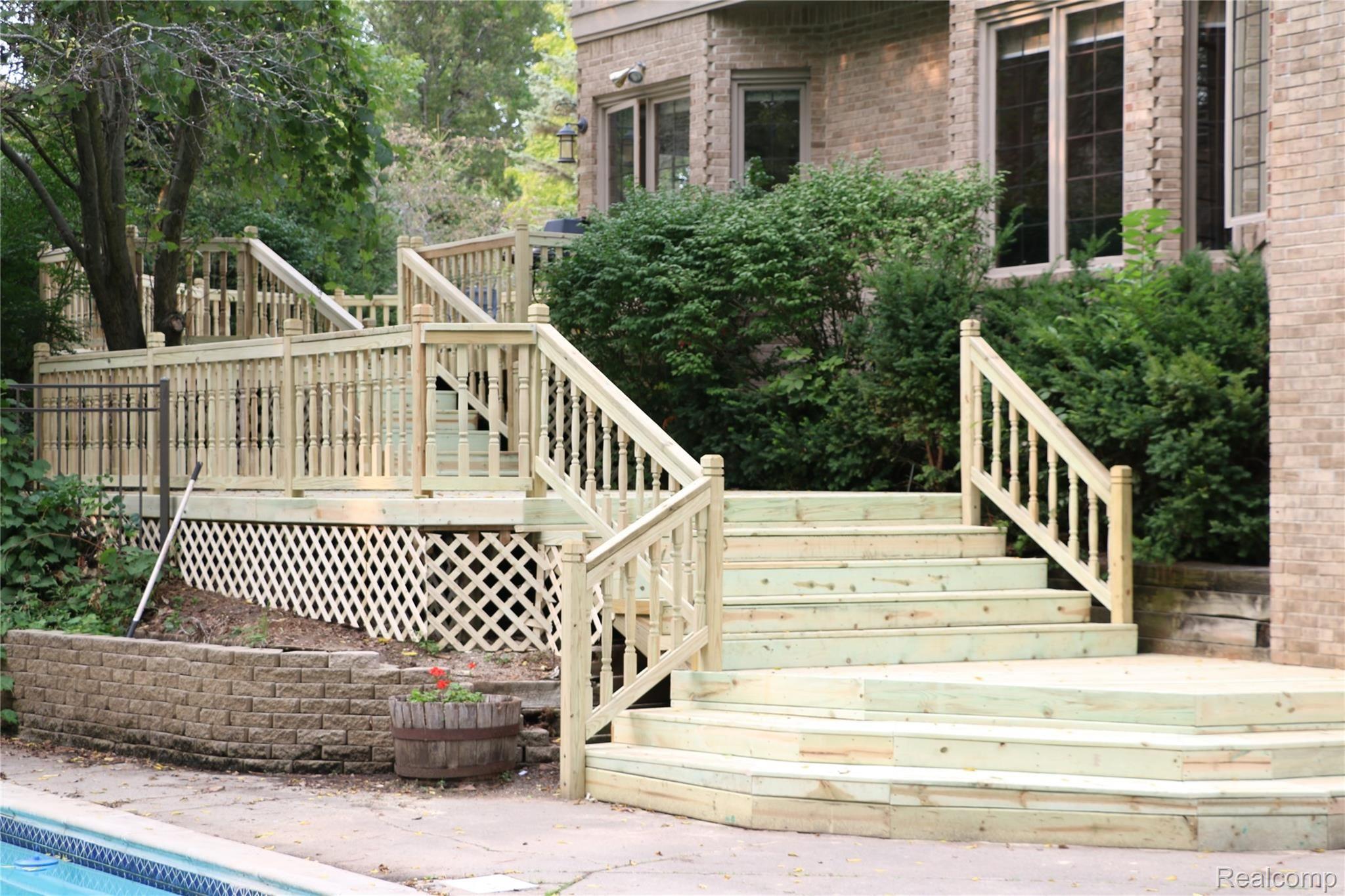 3660 Edinborough Drive Rochester, MI 48306 - Photo 19 of 68 Completely brand new deck continued