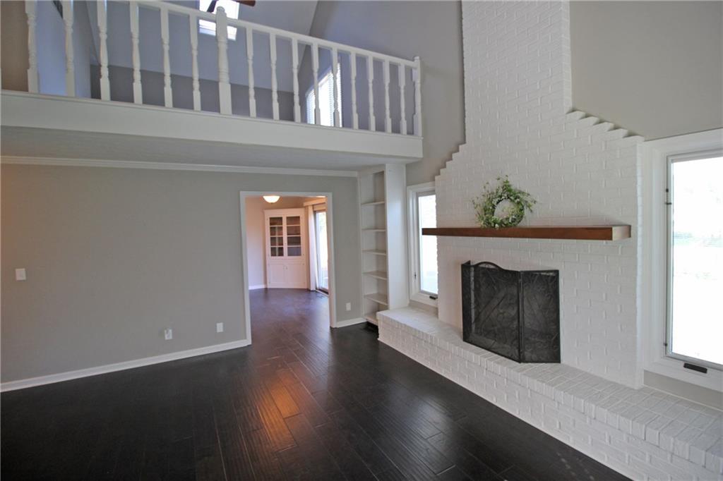 12373 Charing Cross Road Carmel, IN 46033 - Photo 8 of 31 Gallery Image 8