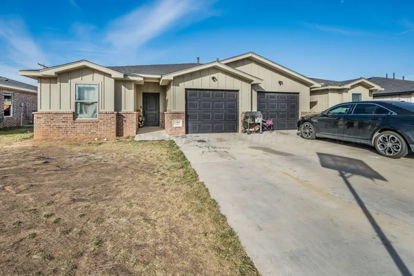 a view of a house with a outdoor space