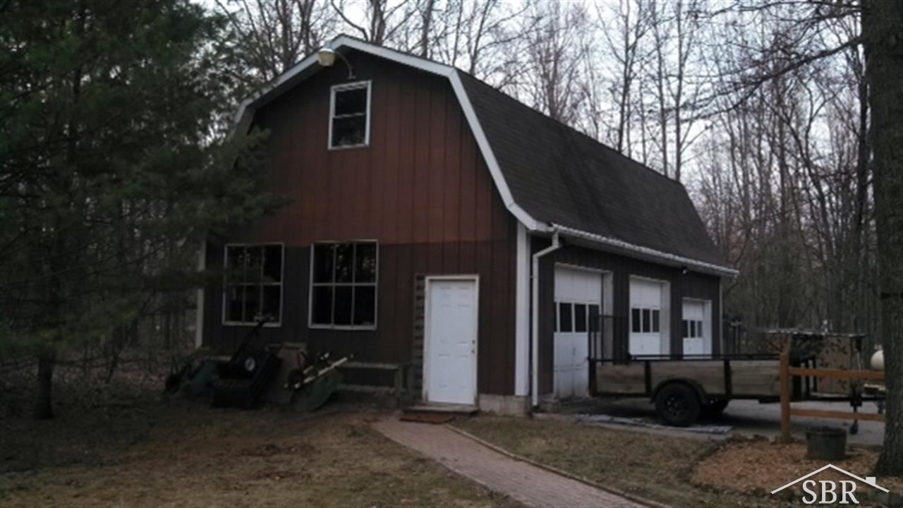 3851 West Chippewa River Road Shepherd, MI 48883 - Photo 20 of 22 31187798-19.JPG