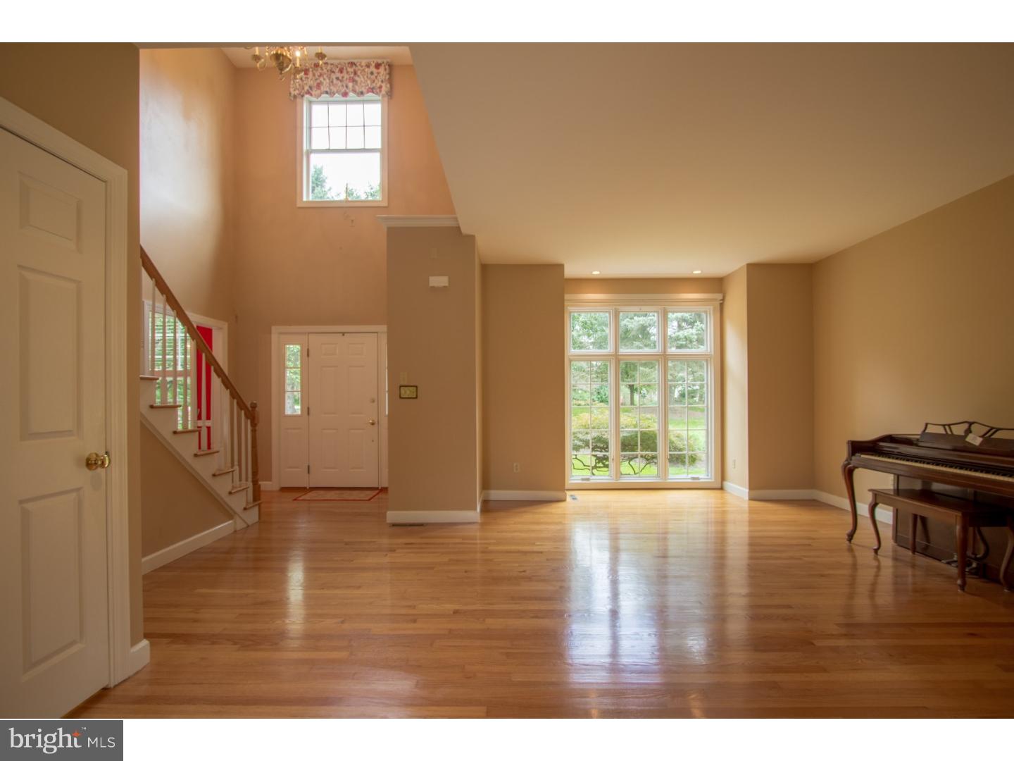 3026 Jordan Road Orefield, PA 18069 - Photo 5 of 25 Gallery Image 5