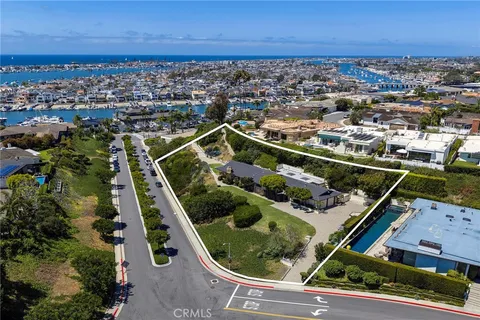 $9,950,000 | 525 El Paseo Drive, Corona del Mar, CA 92625