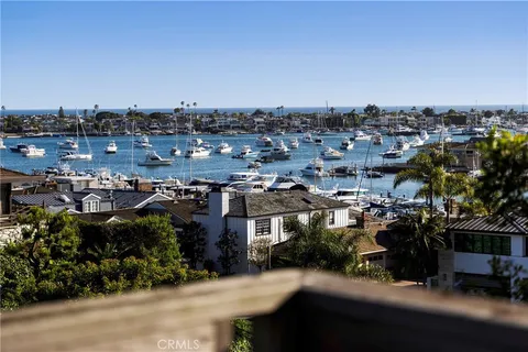 $9,950,000 | 525 El Paseo Drive, Corona del Mar, CA 92625