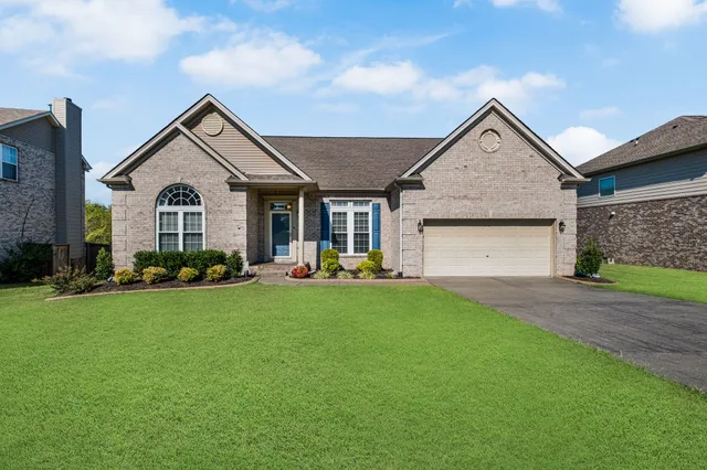 $714,900 | 2105 Oaksprings Place, Mount Juliet, TN 37122