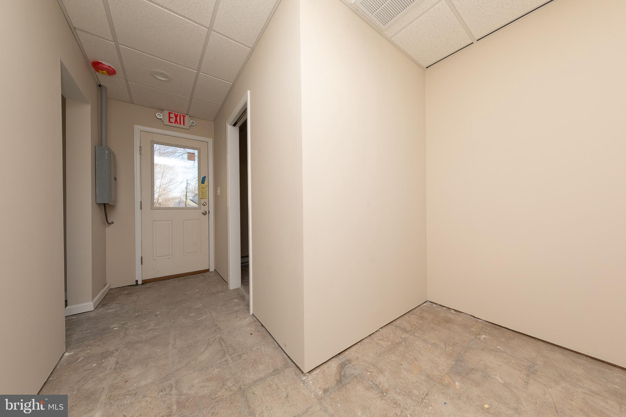 132 Easton Road Horsham, PA 19044 - Photo 6 of 24 Gallery Image 6