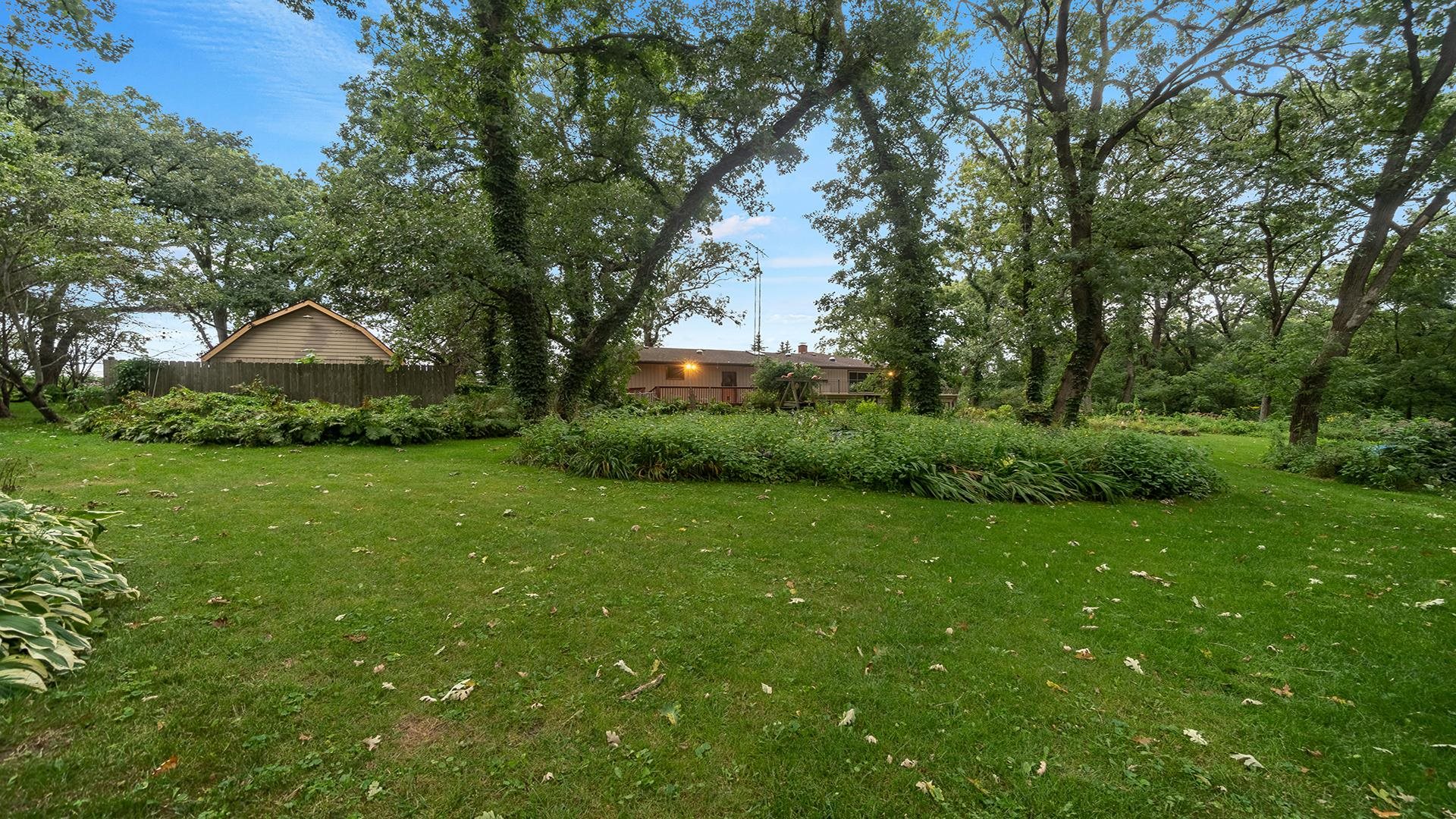 35340 West County Line Road Kirkland, IL 60146 - Photo 6 of 45 a view of a garden