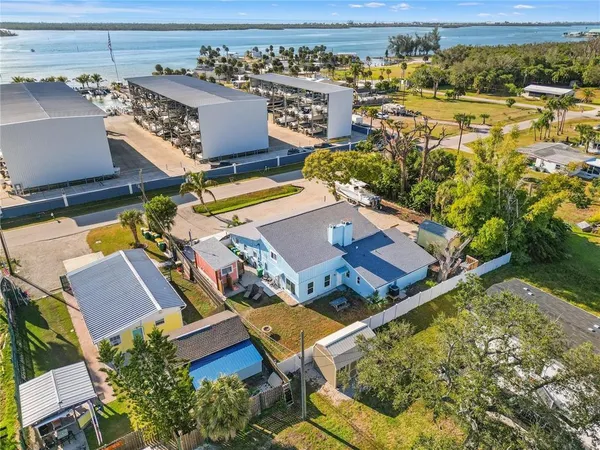 $945,000 | 3155 Waterside Drive, Englewood, FL 34224