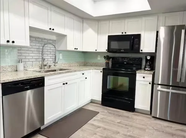 $945,000 | 3155 Waterside Drive, Englewood, FL 34224