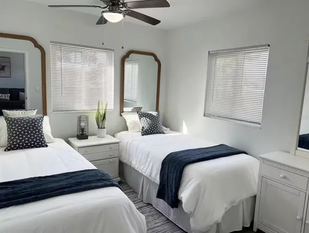 $995,000 | 3155 Waterside Drive, Englewood, FL 34224