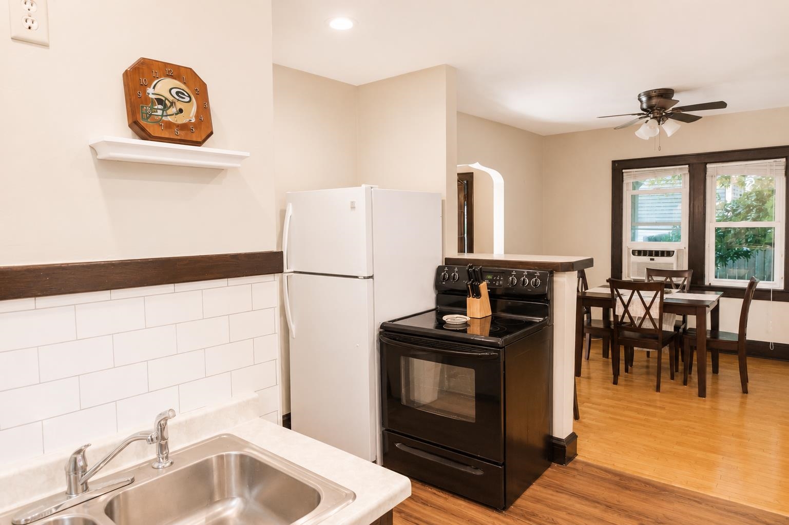 1210 West Packard Street Appleton, WI 54914 - Photo 15 of 31