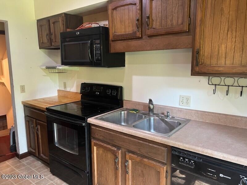 80 Vosburgh Road Poestenkill, NY 12018 - Photo 4 of 13 thumbnail_IMG_5349