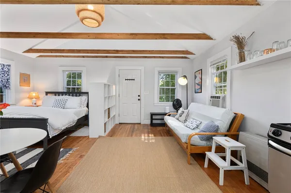 $2,000 | 109 Allston Avenue, Middletown, RI 02842