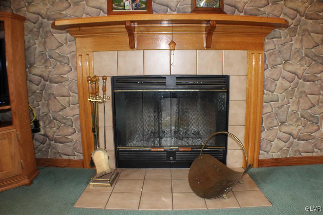 4642 McDermott Road Bangor, PA 18013 - Photo 7 of 34