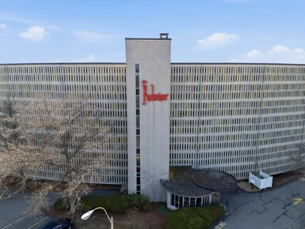 $2,250 | 200 Swanton Street, Unit 621, Winchester, MA 01890