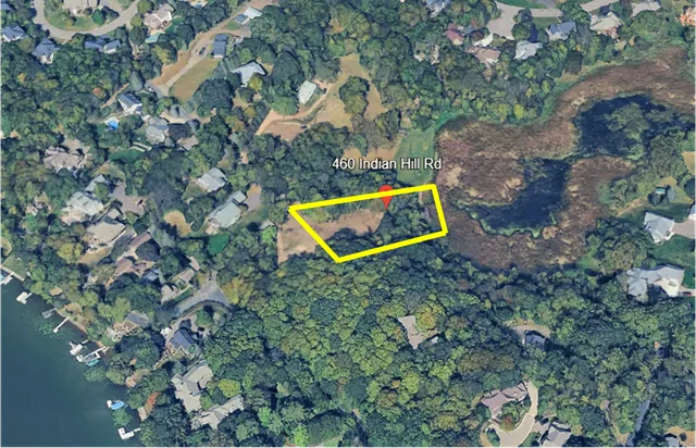 $575,000 | 460 Indian Hill Road, Chanhassen, MN 55317