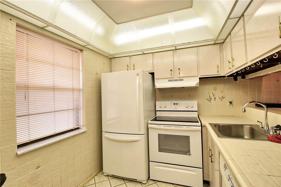 825 Northwest 13th Street, Unit 217 Boca Raton, FL 33486 - Photo 3 of 14 Photo 3