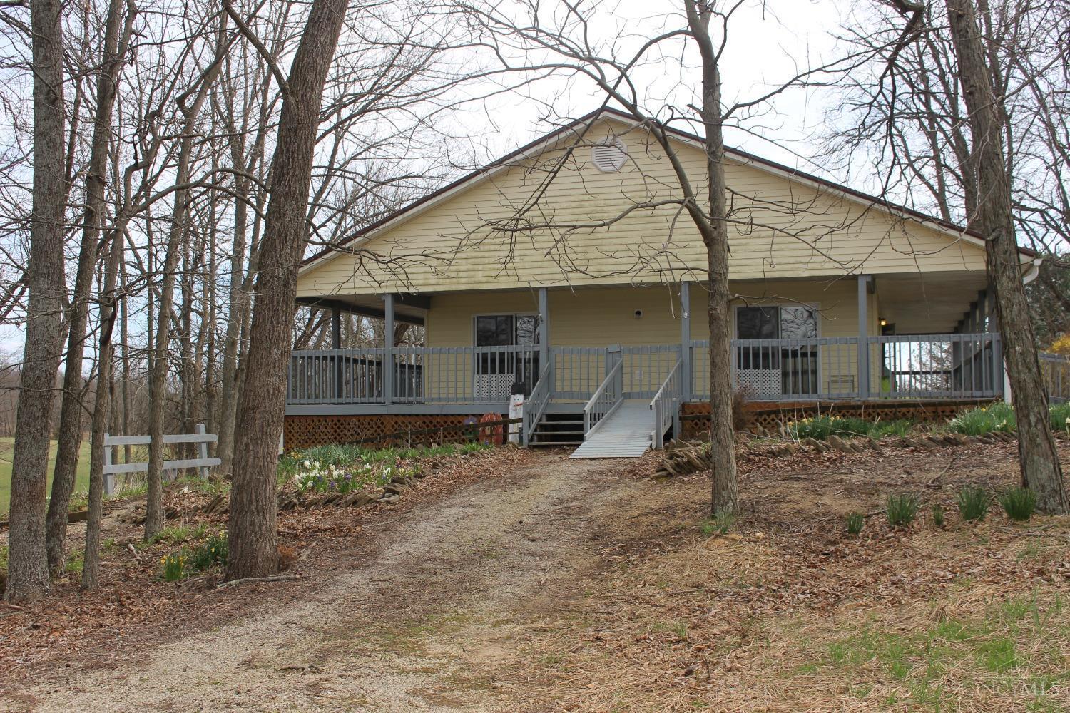 748 Sininger Road Winchester, OH 45697 - Photo 3 of 33