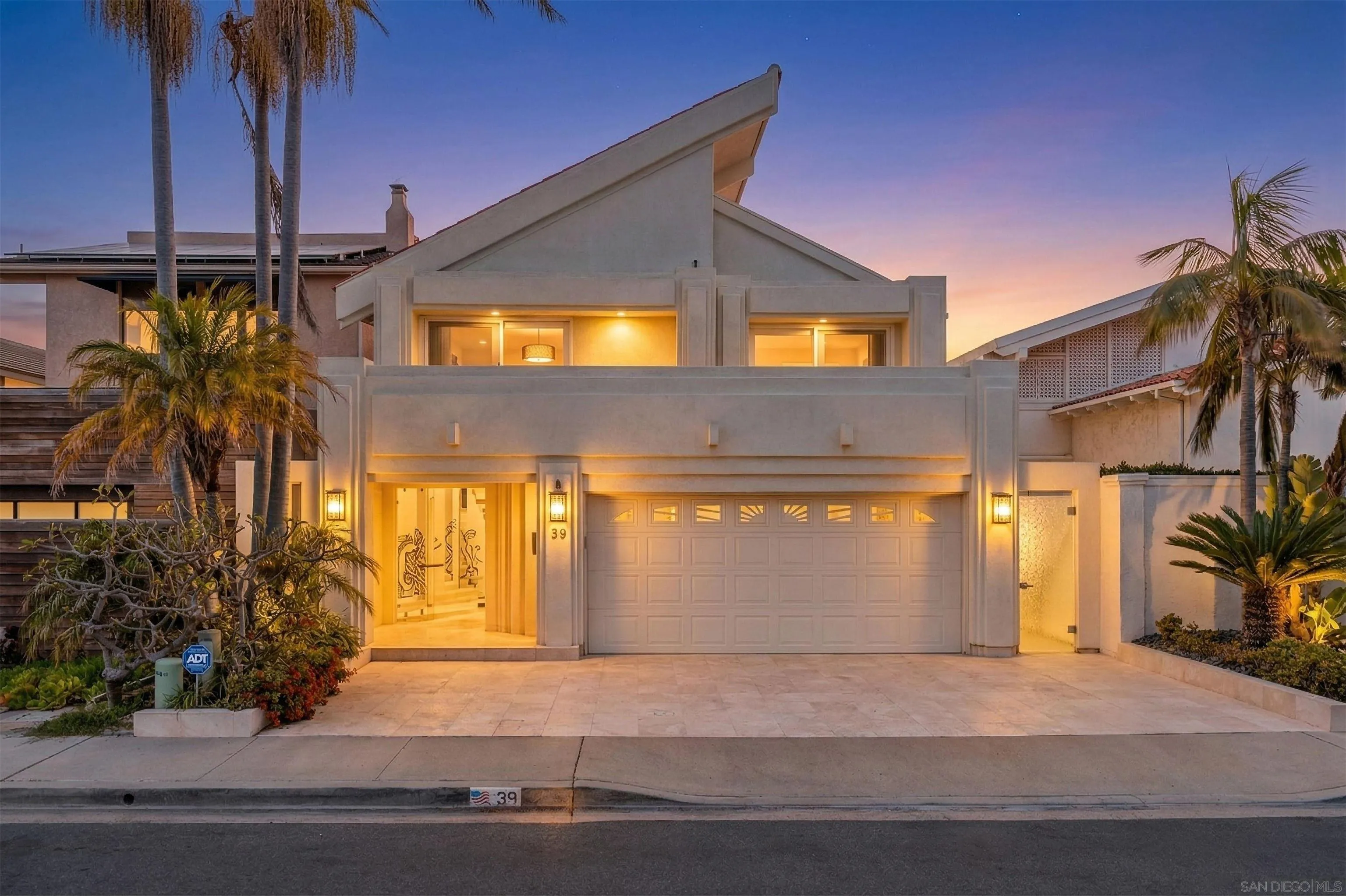 39 The Point Coronado, CA 92118 - Photo 4 of 34