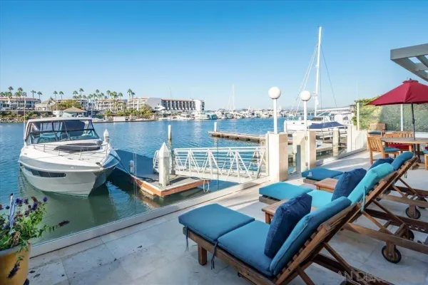$5,200,000 | 39 The Point, Coronado, CA 92118