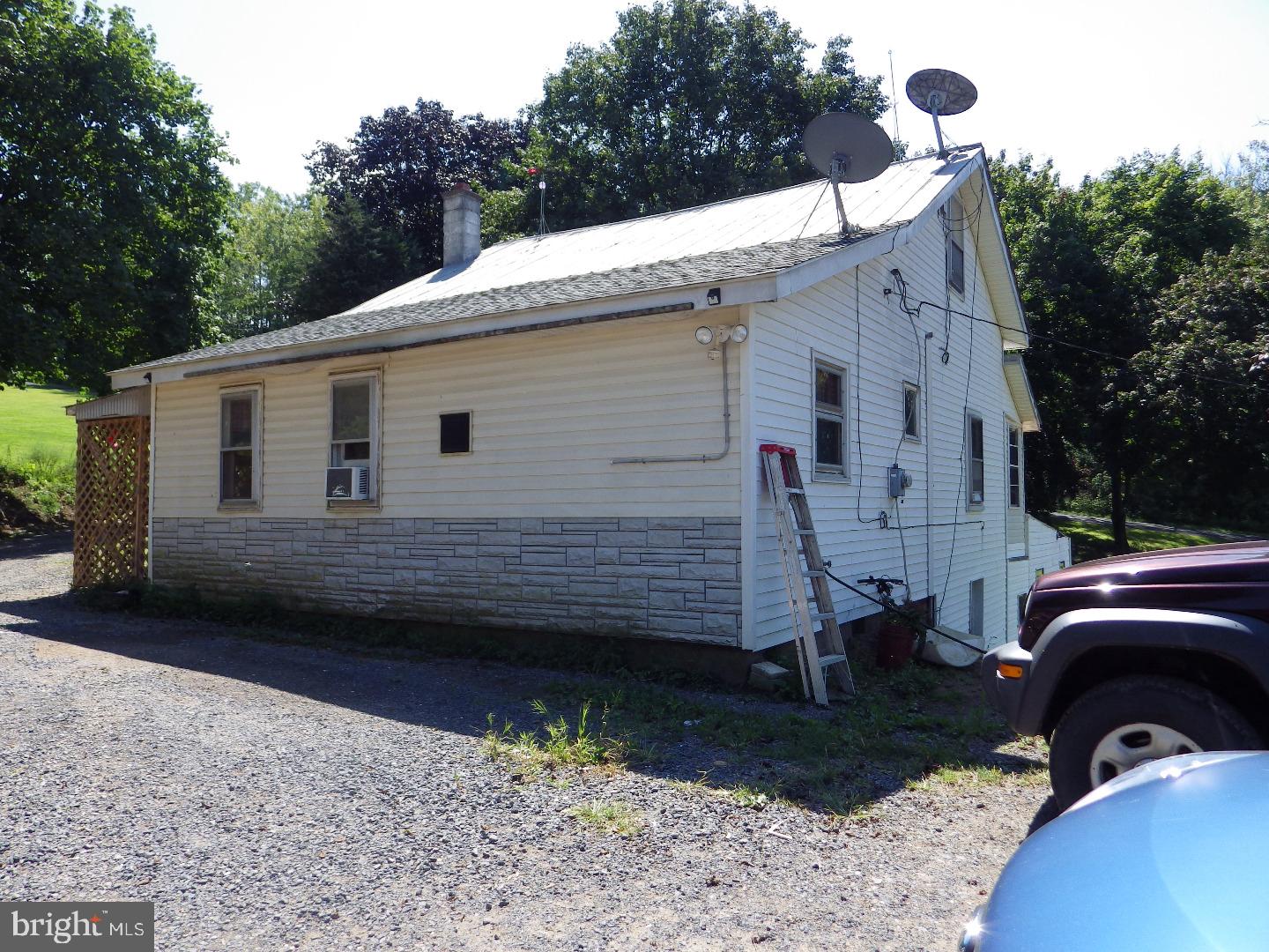 30 Hepler Road Klingerstown, PA 17941 - Photo 3 of 8 Gallery Image 3