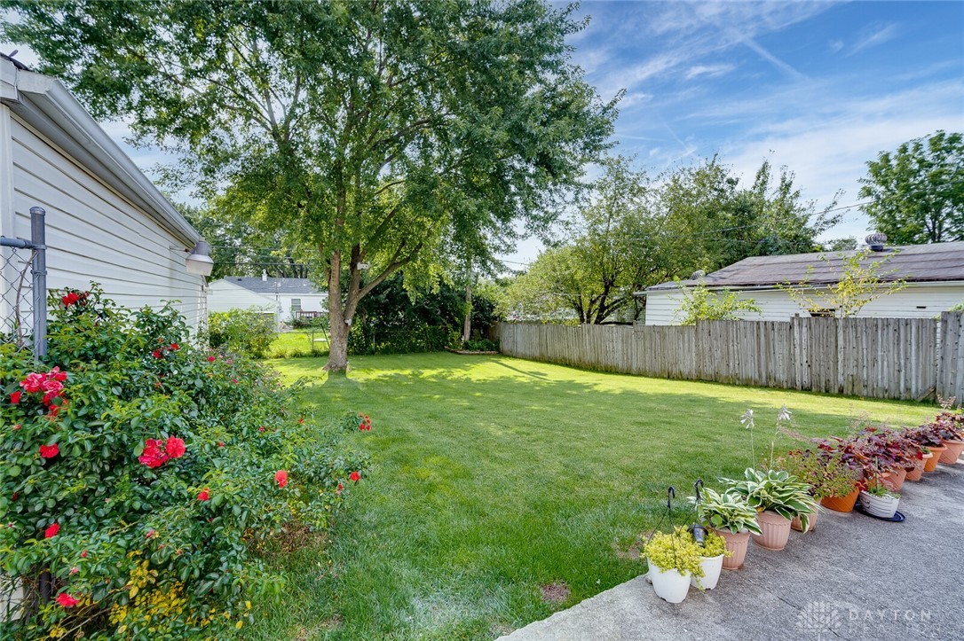 1574 Seabrook Road Dayton, OH 45432 - Photo 19 of 24 Gallery Image 19