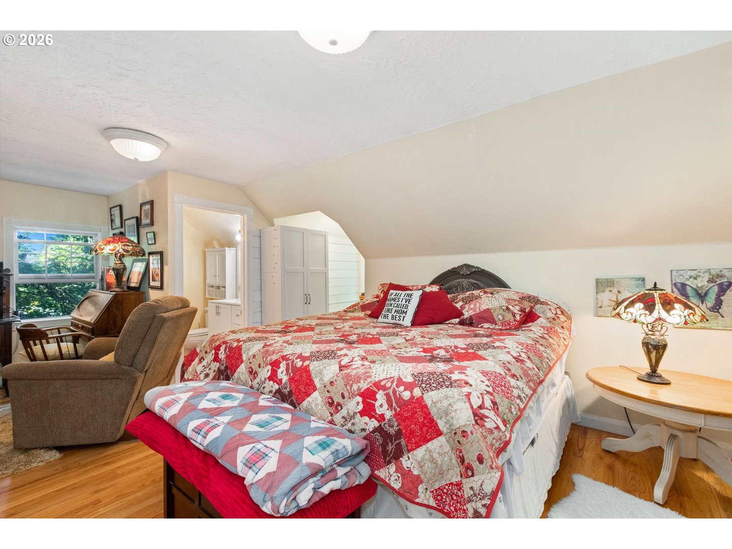 4300 Pacific Way Longview, WA 98632 - Photo 13 of 33 a bedroom with a bed and a couch