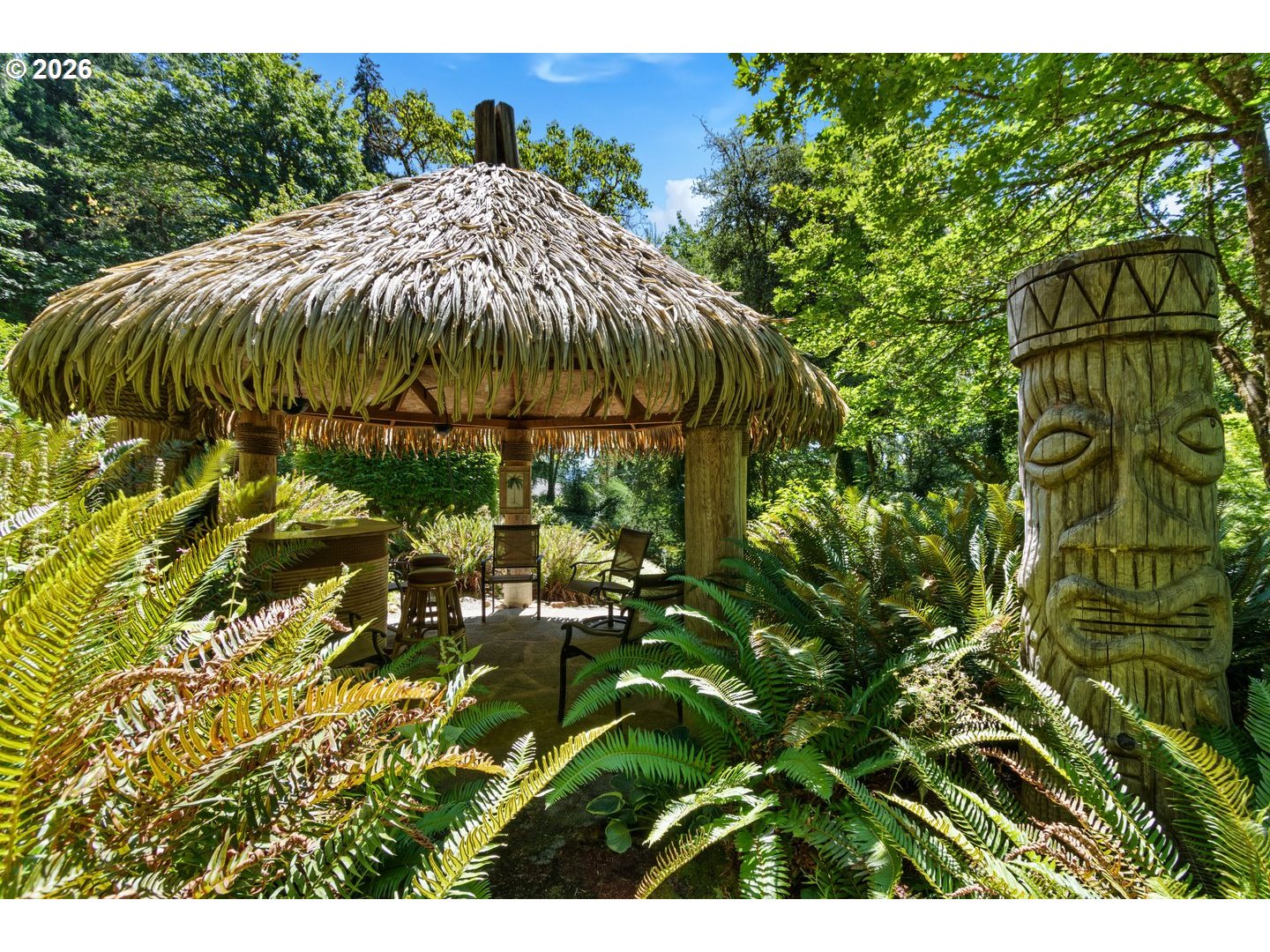 4300 Pacific Way Longview, WA 98632 - Photo 31 of 33 a backyard of a house with lots of green space
