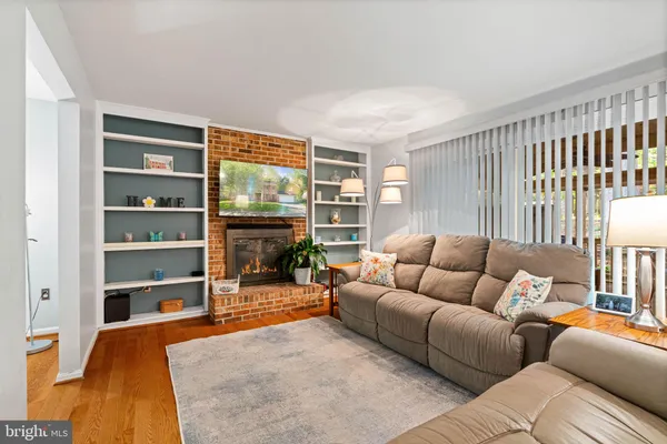 $935,000 | 9833 Natick Road, Burke, VA 22015
