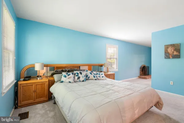 $935,000 | 9833 Natick Road, Burke, VA 22015