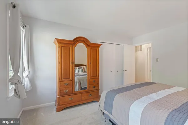 $935,000 | 9833 Natick Road, Burke, VA 22015
