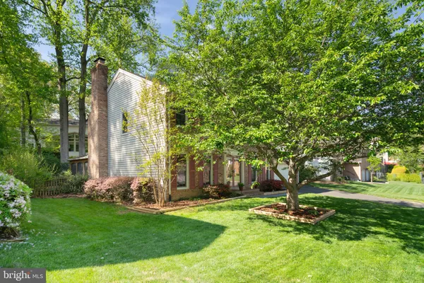 $935,000 | 9833 Natick Road, Burke, VA 22015