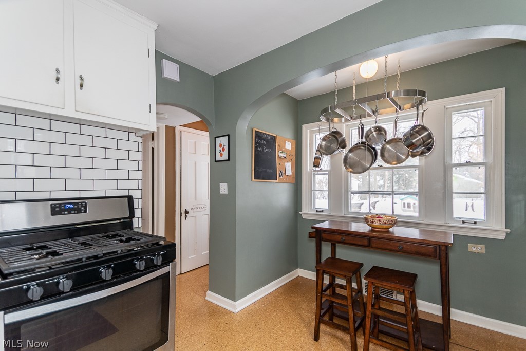 5107 Eastover Road Cleveland, OH 44124 - Photo 11 of 35 Gallery Image 11
