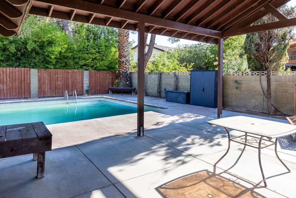 913 North Sierra View Street Ridgecrest, CA 93555 - Photo 35 of 39