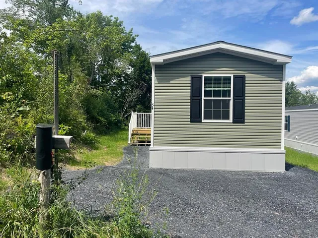 $106,314 | 54 Bennington Drive, Berlin, VT 05602