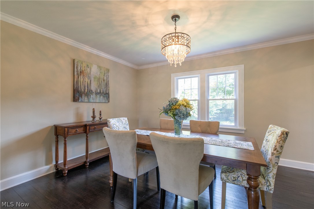 3380 Cedarbrook Road Cleveland, OH 44118 - Photo 10 of 29 Gallery Image 10