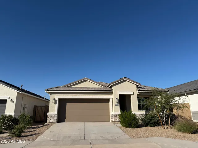 $1,650 | 40060 West Hillman Drive, Maricopa, AZ 85138