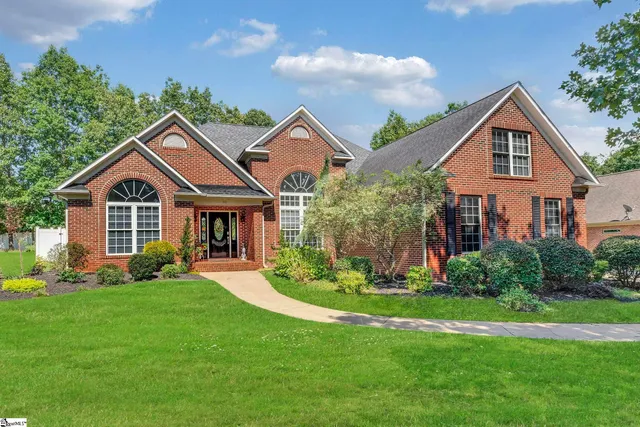 $429,900 | 110 North Carleila Lake Way, Spartanburg, SC 29307