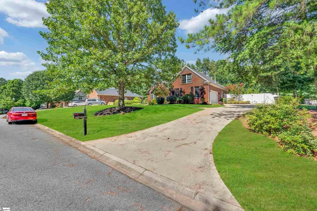 $429,900 | 110 North Carleila Lake Way, Spartanburg, SC 29307