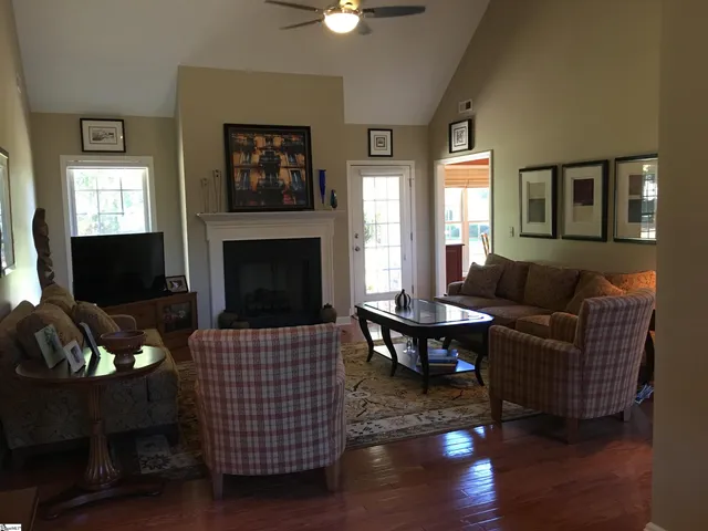 $429,900 | 110 North Carleila Lake Way, Spartanburg, SC 29307