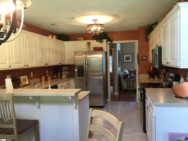 $429,900 | 110 North Carleila Lake Way, Spartanburg, SC 29307