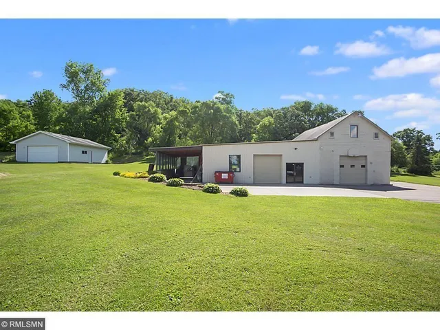 $725,000 | W8476 Highway 29, River Falls, WI 54022