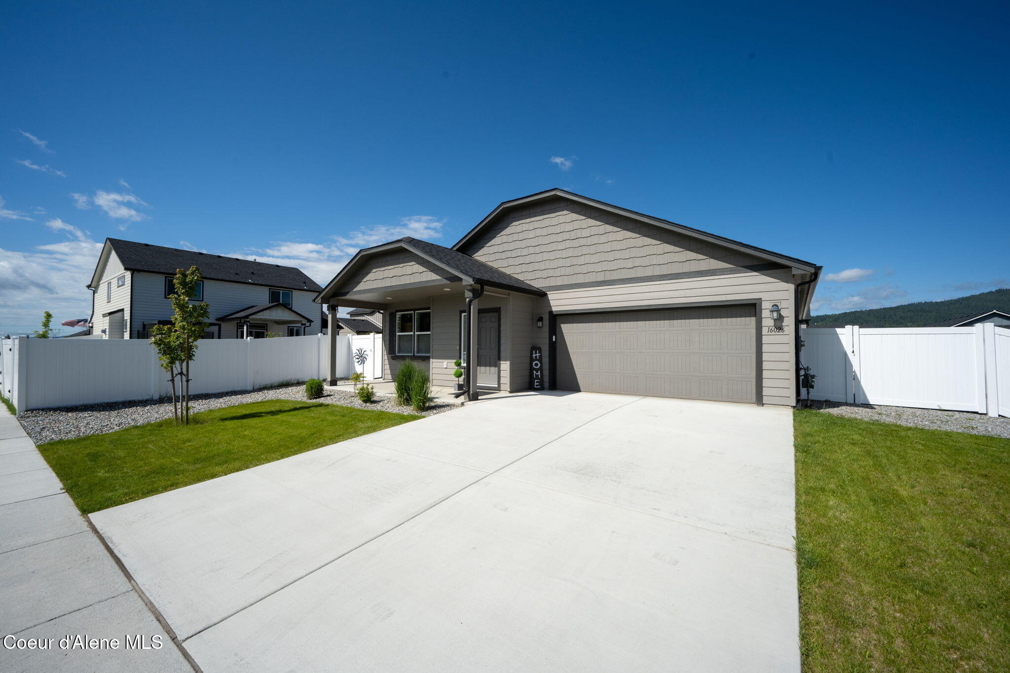 16026 North Hadley Loop Rathdrum, ID 83858 - Photo 5 of 32 Hadley (3) - Copy
