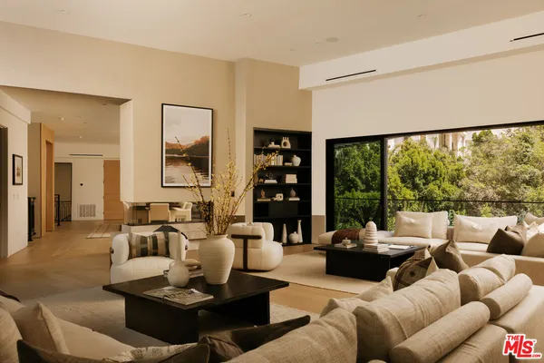 $9,845,000 | 1751 Sunset Plaza Drive, Los Angeles, CA 90069