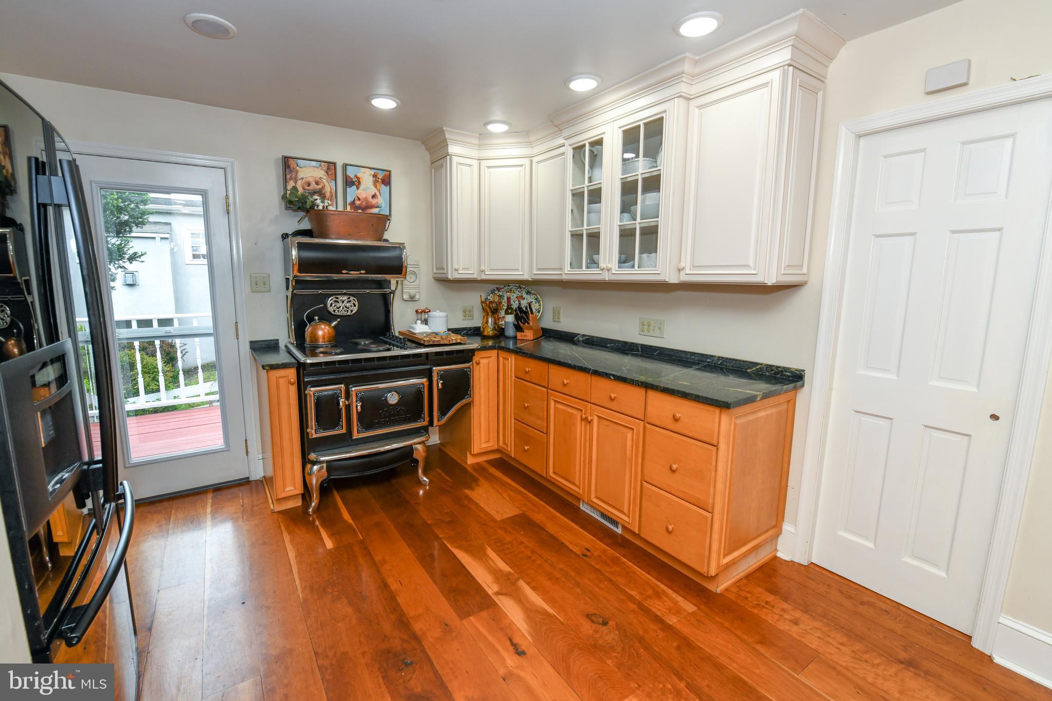 2488 Pine Road Huntingdon Valley, PA 19006 - Photo 18 of 56 Kitchen