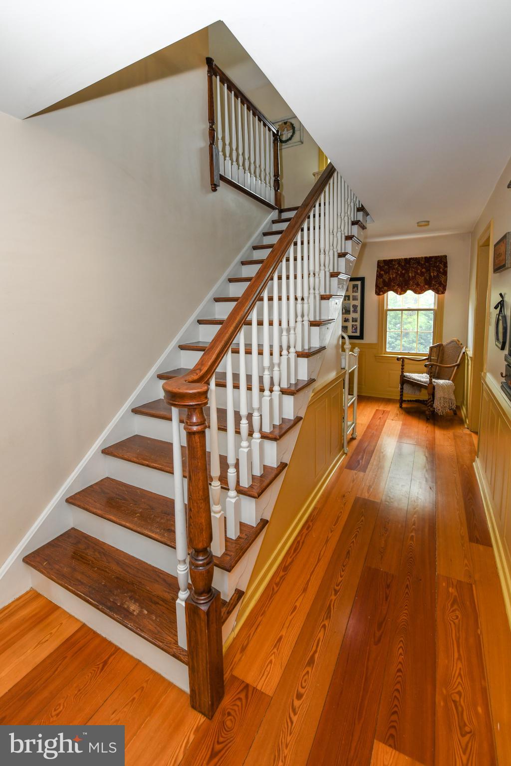 2488 Pine Road Huntingdon Valley, PA 19006 - Photo 5 of 56 Foyer/Center Hall
