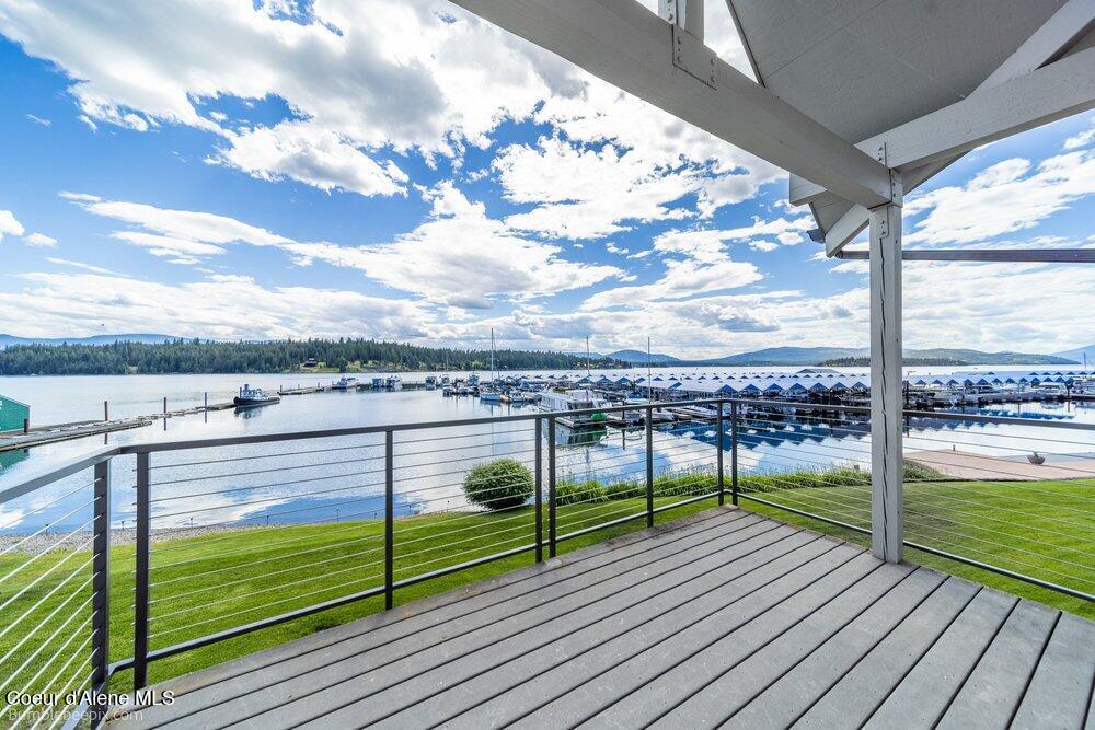 46700 Highway 200, Unit 103 Hope, ID 83836 - Photo 7 of 37 Deck Views