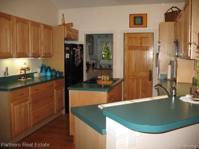 693 Francis Road Howell, MI 48843 - Photo 24 of 25 KITCHEN