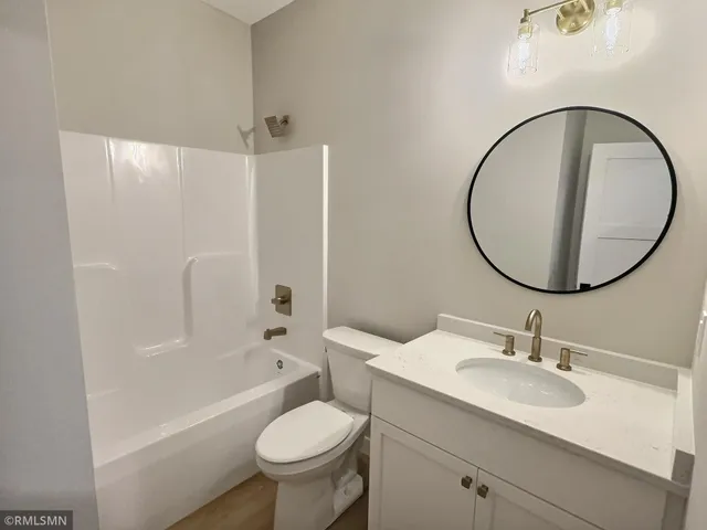 $484,900 | 7541 Lake John Drive, Annandale, MN 55302