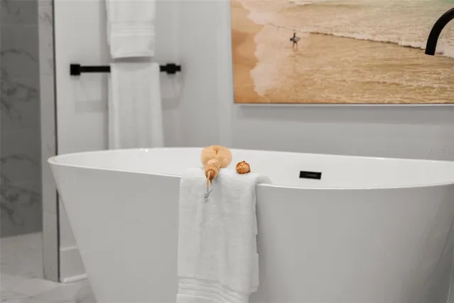 $3,999,950 | 597 Buttonwood Drive, Longboat Key, FL 34228